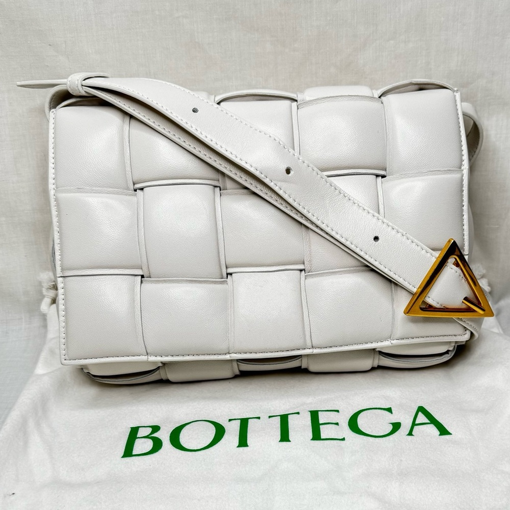 Bottega Veneta White Padded Cassette Leather Bag